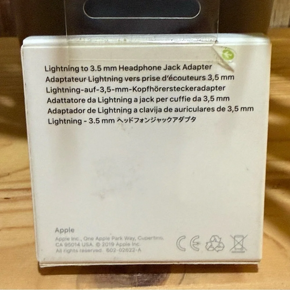 Apple premium earbuds